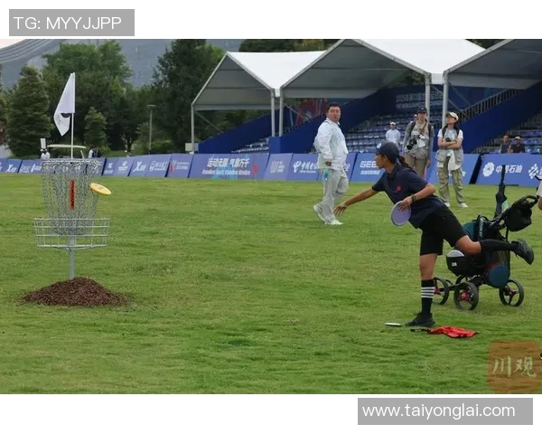 成都飞盘队的华丽转身与世界街舞大赛的精彩碰撞 成都飞盘队的华丽转身与世界街舞大赛的精彩碰撞