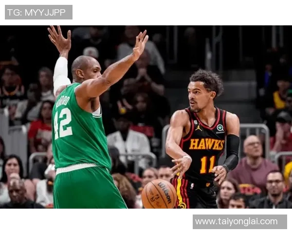 NBA老鹰与凯尔特人激战正酣谁能在季后赛中笑到最后